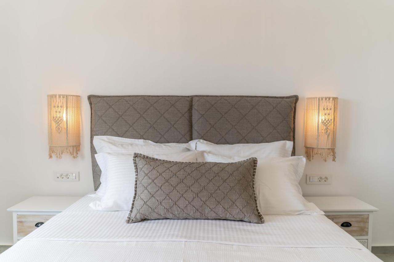 Santorossa Luxury Villas Emporio  Bagian luar foto