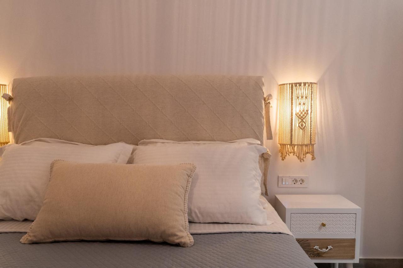 Santorossa Luxury Villas Emporio  Bagian luar foto