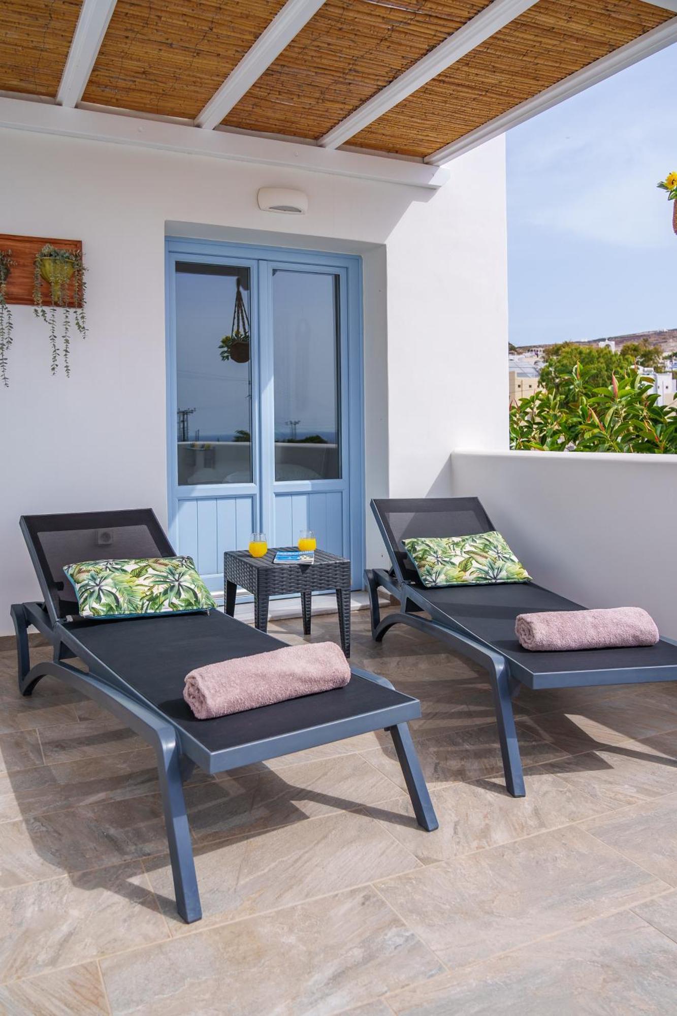 Santorossa Luxury Villas Emporio  Bagian luar foto
